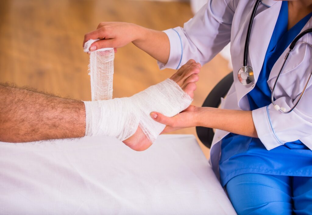 Injury man in doctor